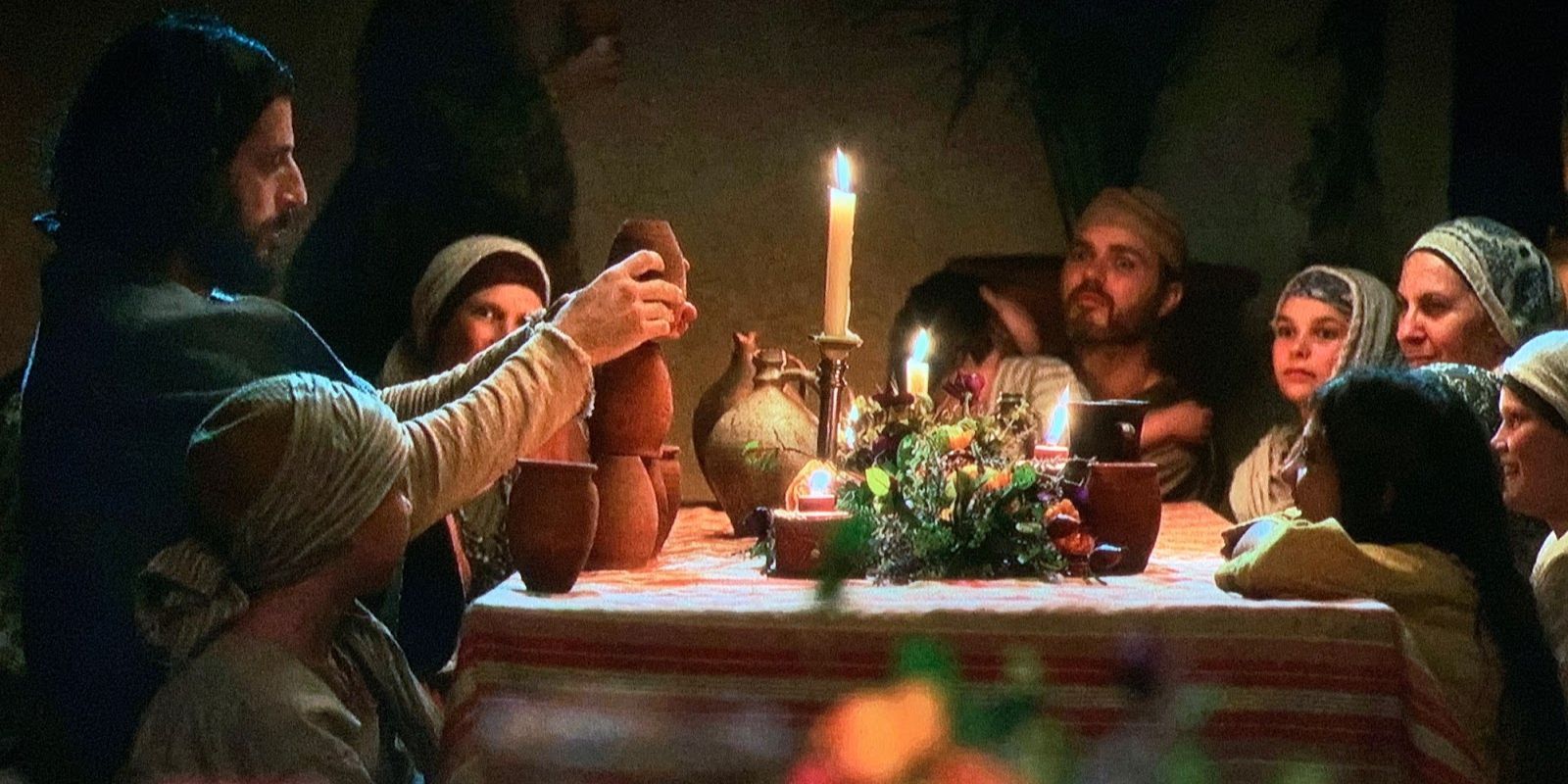 Jesus_at_the_table_with_the_family_The_chosen