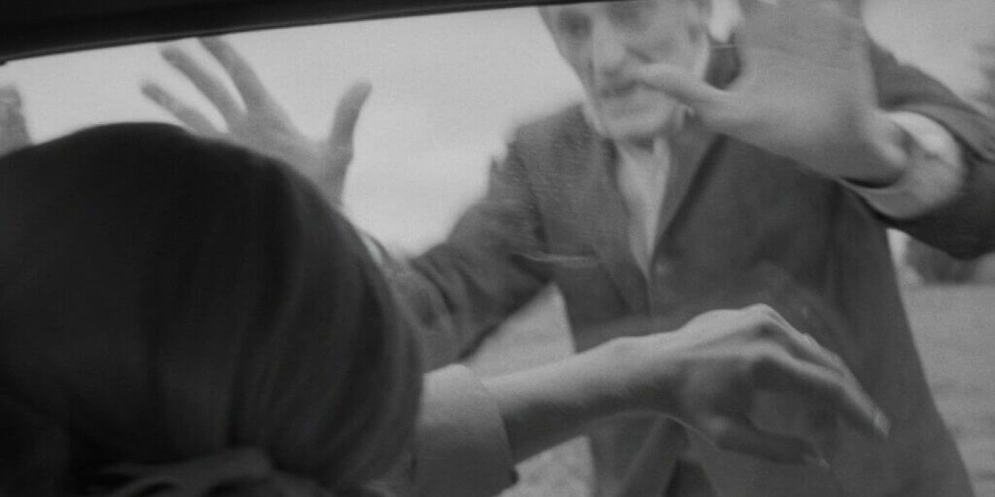 A zombie tries to break into a car in &lsquo;Night of the Living Dead&rsquo;