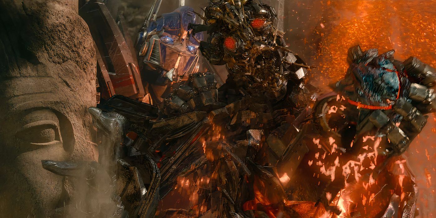 Optimus Prime driving his hand through The Fallen&rsquo;s heart in Transformers: Revenge of the Fallen