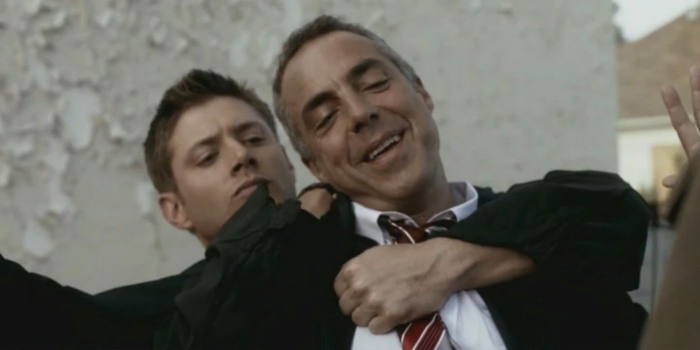 Dean Winchester (Jensen Ackles) grabs War (Titus Welliver) in the Supernatural episode, "Good God, Y'All"