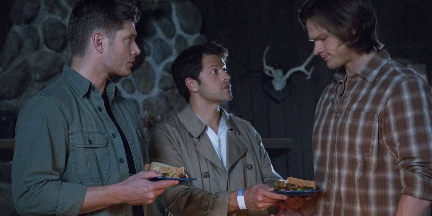 Castiel (Misha Collins) offers the Winchesters sandwiches in Supernatural&rsquo;s Survival of the Fittest.
