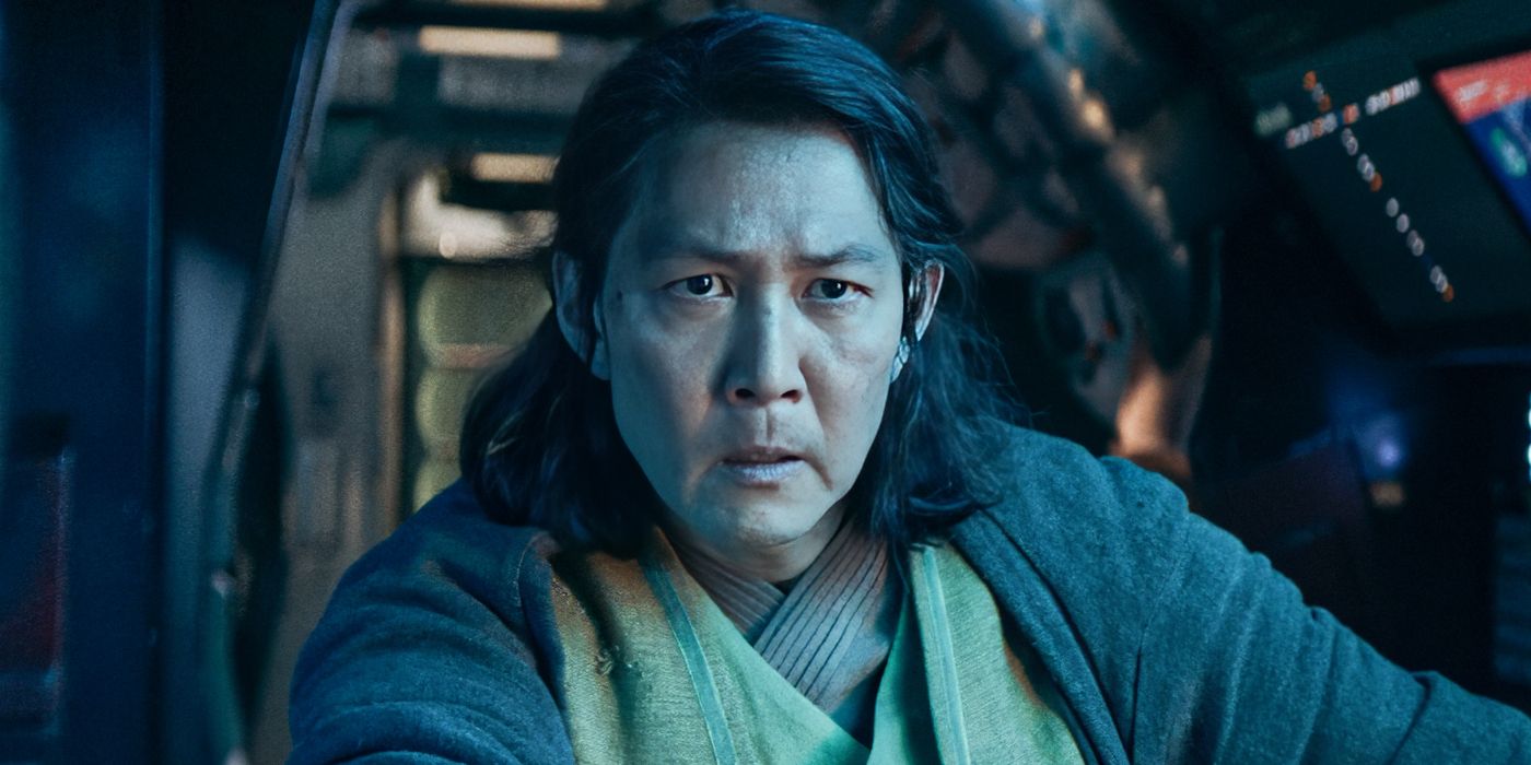 Lee Jung-jae as Master Sol in a spacecraft looking worried, in The Acolyte