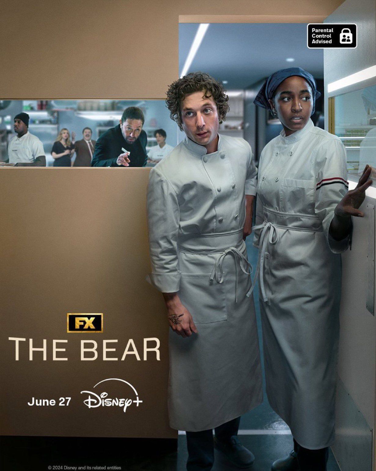 Un nuevo póster de la temporada 3 de The Bear que muestra a Carmy y Sydney parados frente a la cocina.