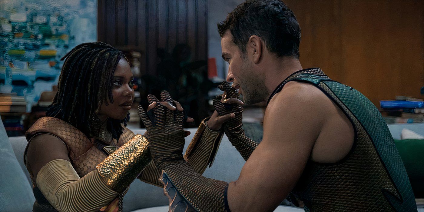 Sister Sage and The Deep linking hands on The Boys.