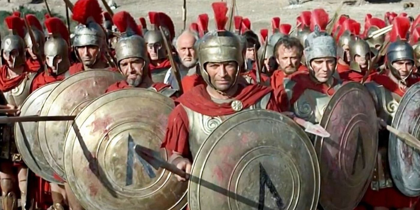 An army of Greek soldiers in line in The 300 Spartans