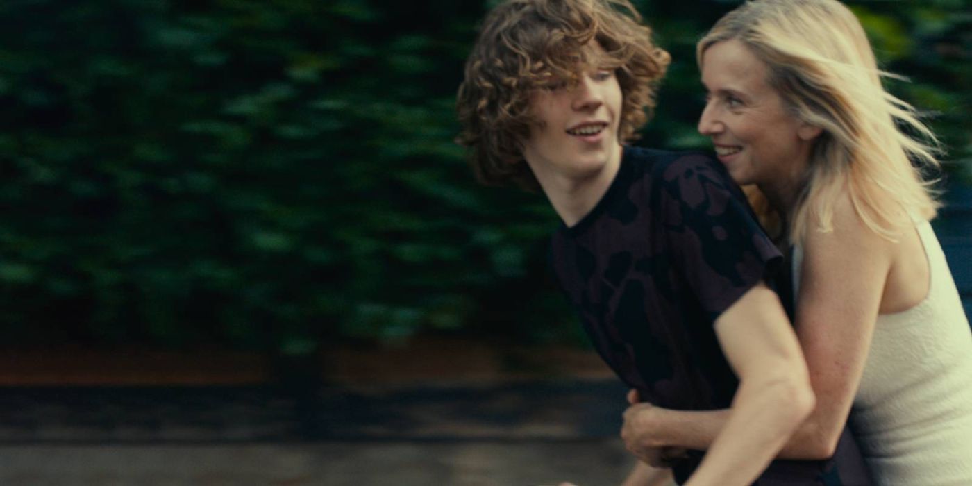 Samuel Kircher and Léa Drucker in Last Summer