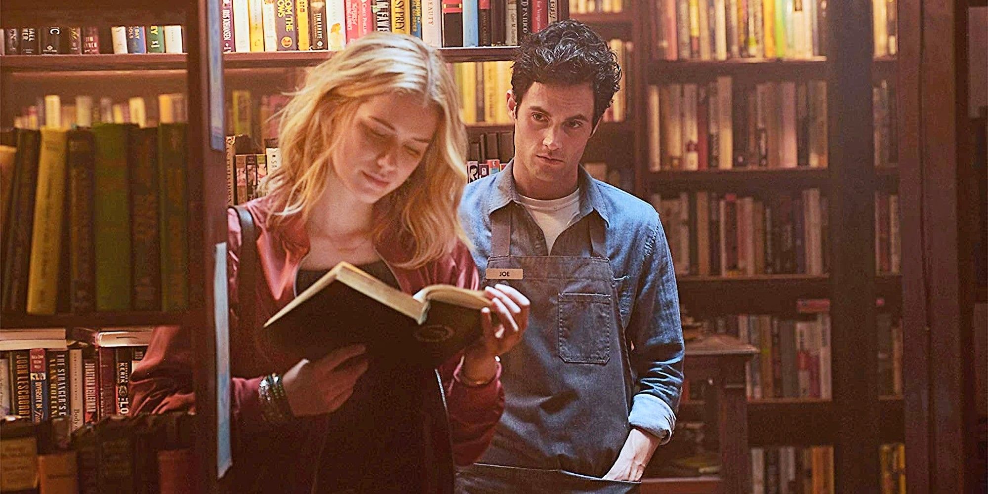 Joe Goldberg and Guinevere Beck in the pilot episode of &ldquo;You&rdquo;
