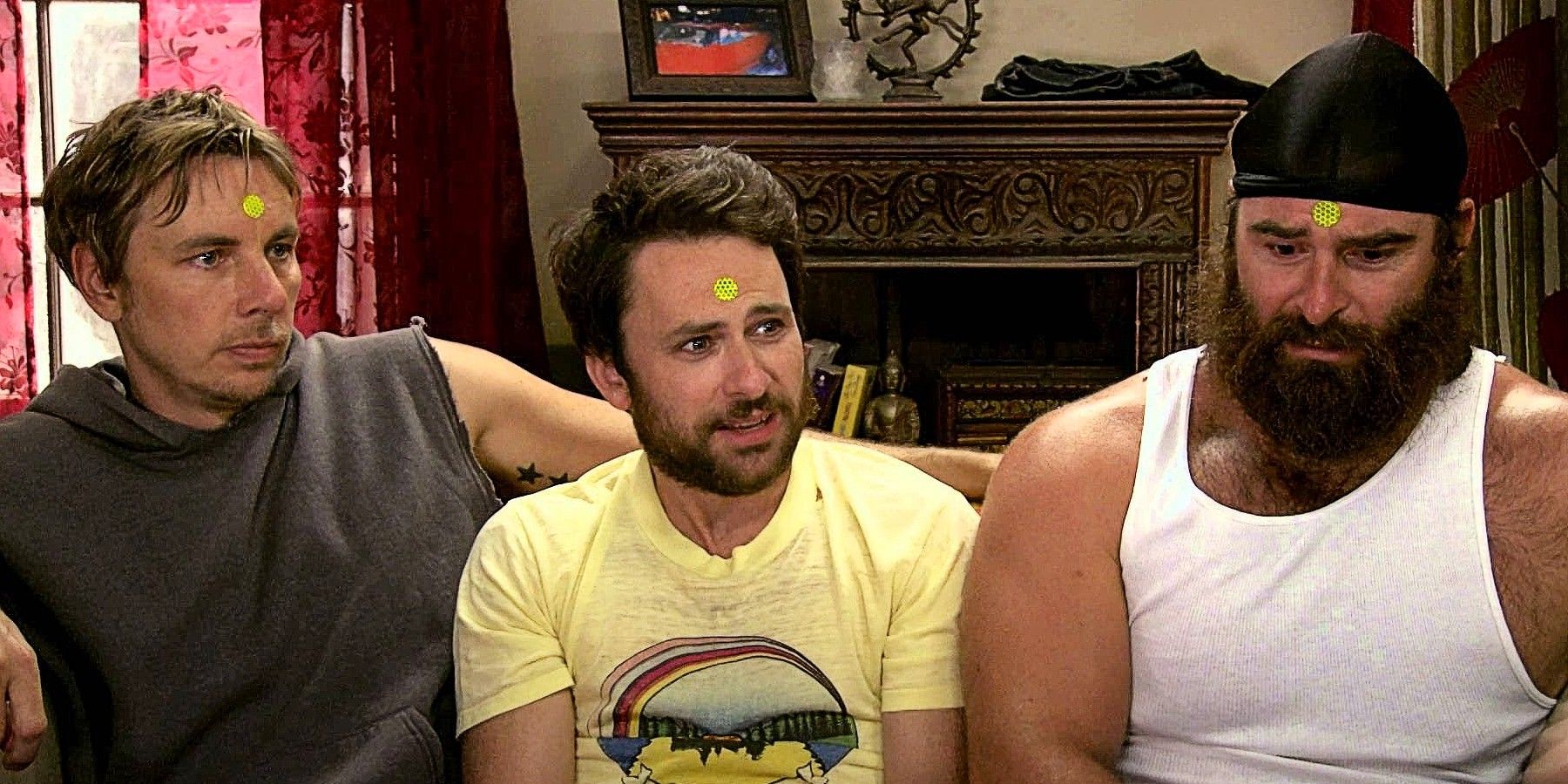 Charlie Kelly y el Culto de los Asskickers aparecen en 'It's Always Sunny in Philadelphia'