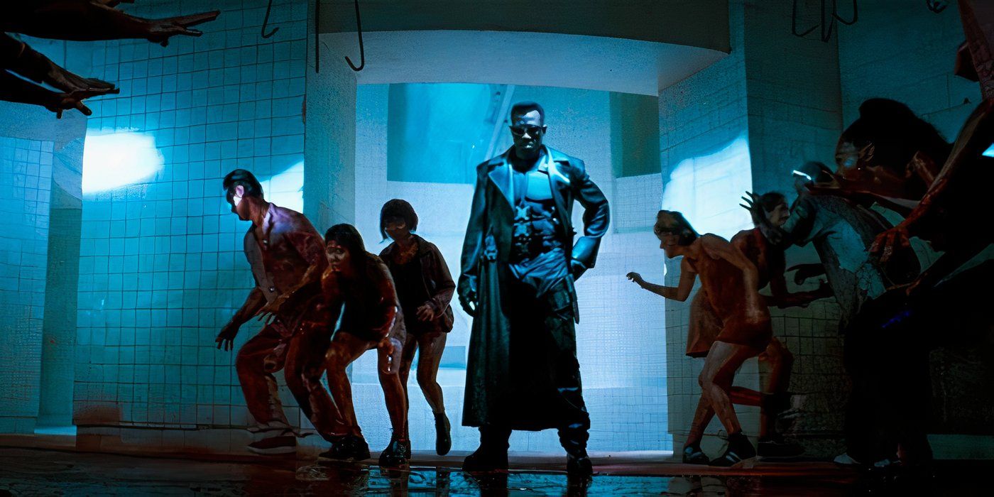 Blade prepares for a fight in the opening scene of Blade (1998).