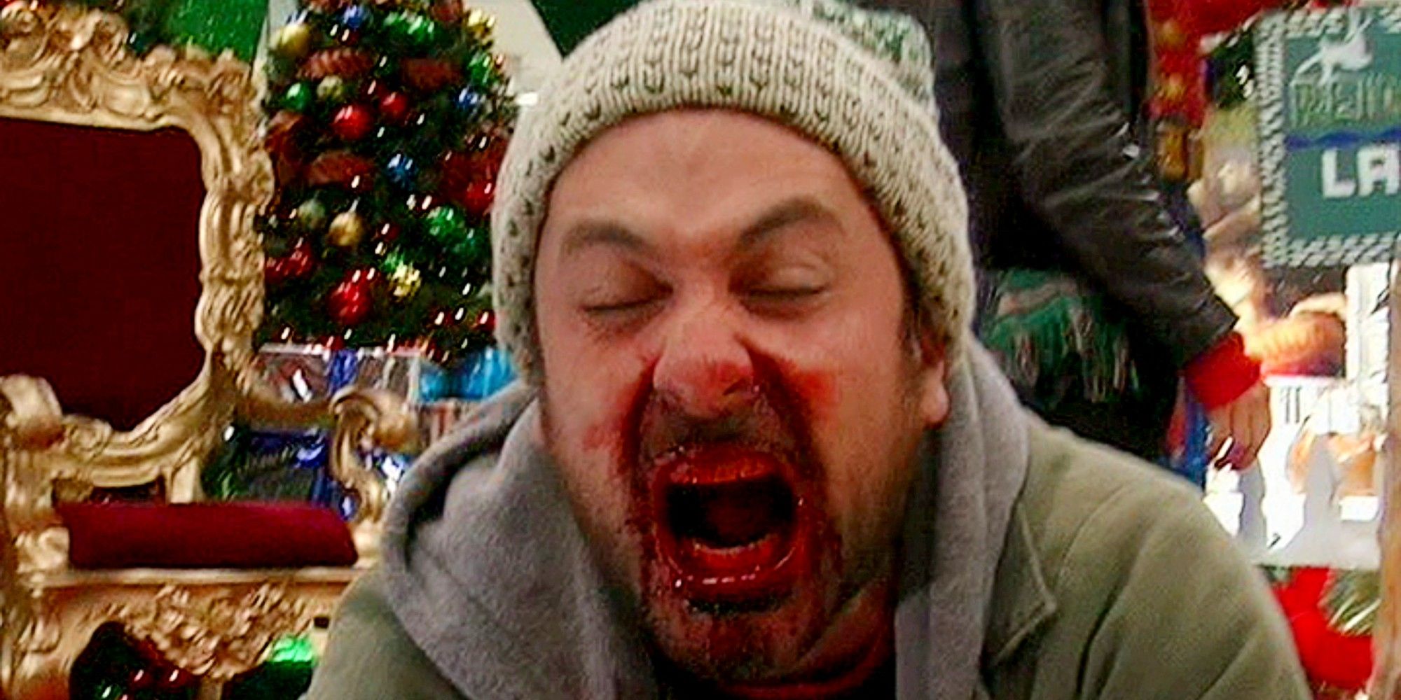 Charlie Kelly grita con sangre en la boca en 