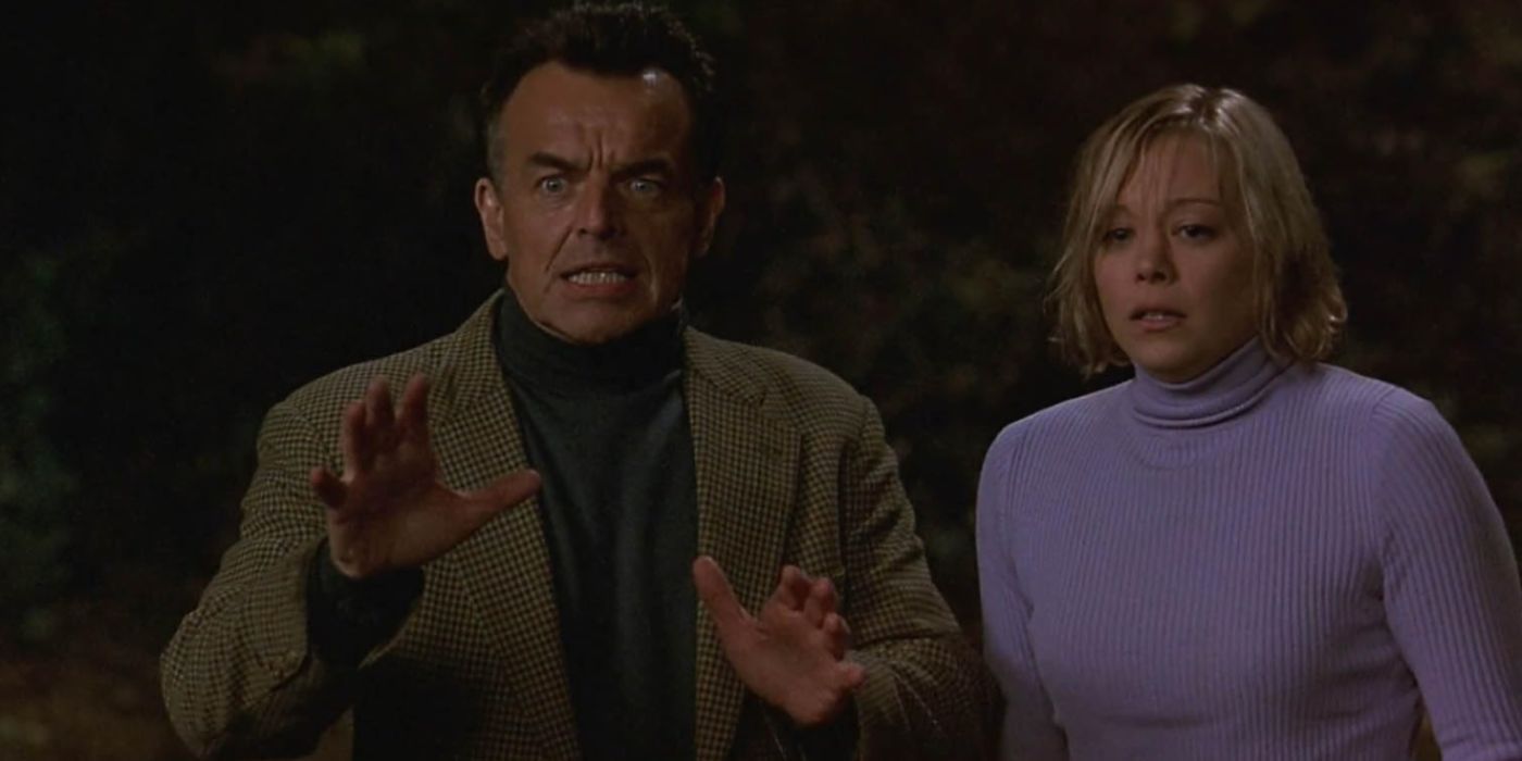 Ray Wise and Alexandra Holden star in Dead End