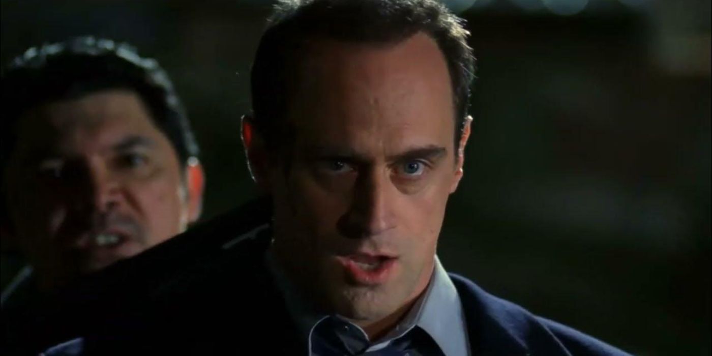 Elliot Stabler being held hostage in SVU. 