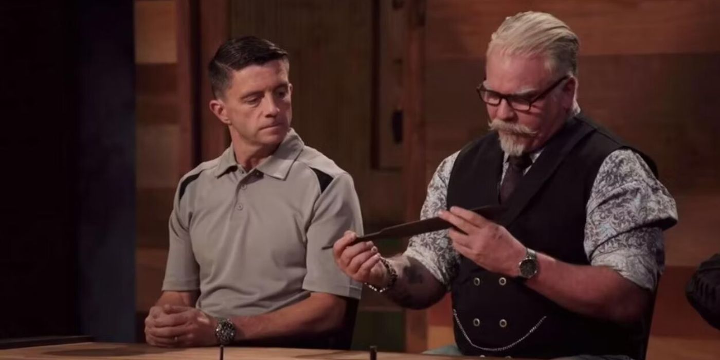 The judges view a submitted bade on &lsquo;Forged in Fire&rsquo;.