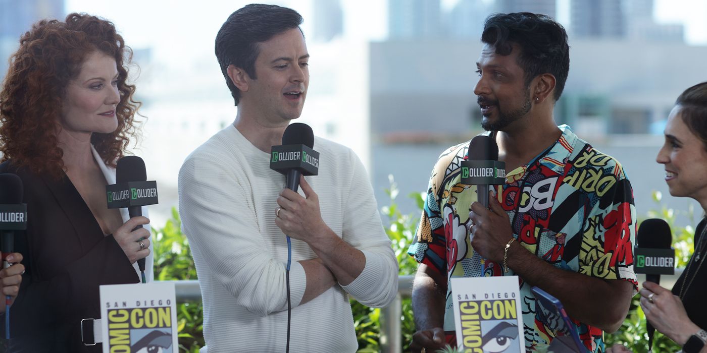Richie Moriarty talks with the Ghosts cast at SDCC