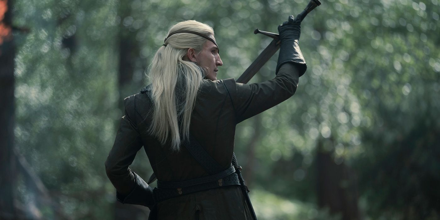 Ewan Mitchell as Aemond sheathing his sword in House of the Dragon Season 2 Episode 4