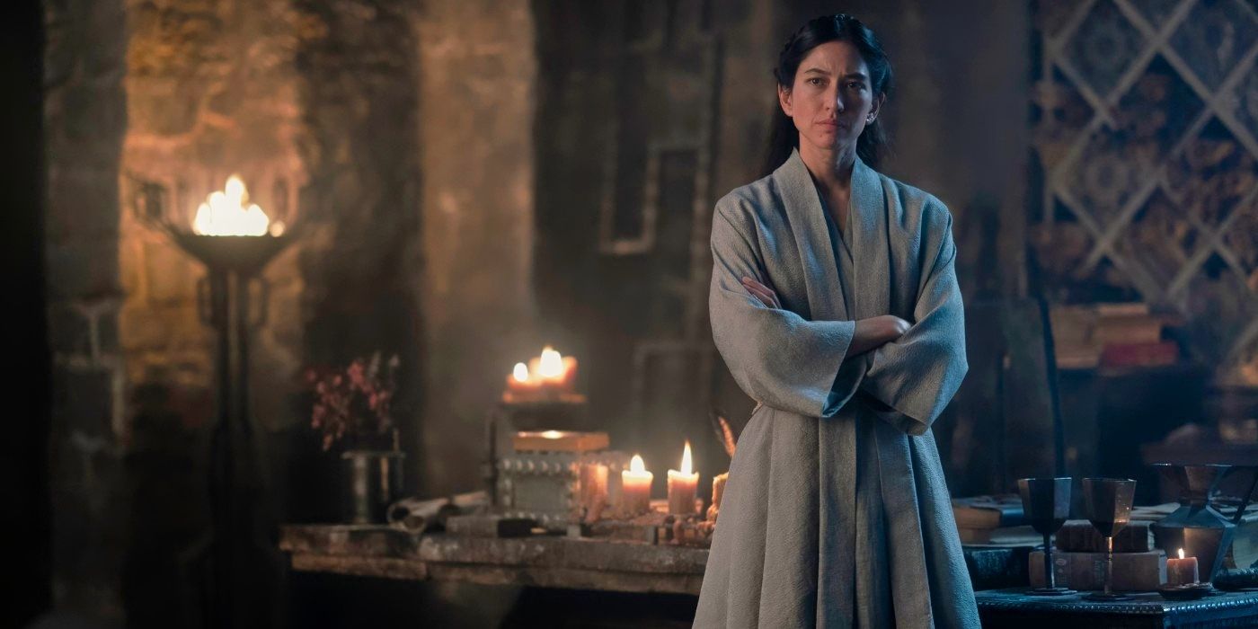 Sonoya Mizuno standing in Dragonstone in House of the Dragon Season 2