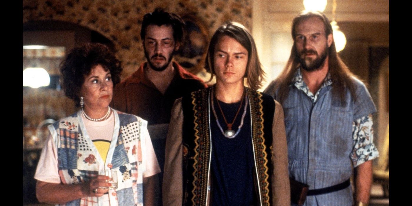 Joan Plowright, Keanu Reeves, River Phoenix, and William Hurt in 'I Love You To Death'