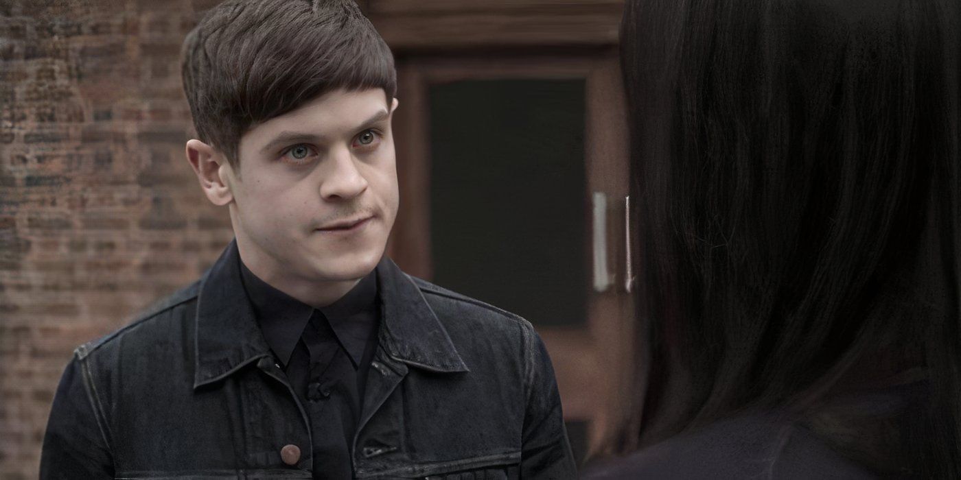 Iwan Rheon as Simon Bellamy in Misfits