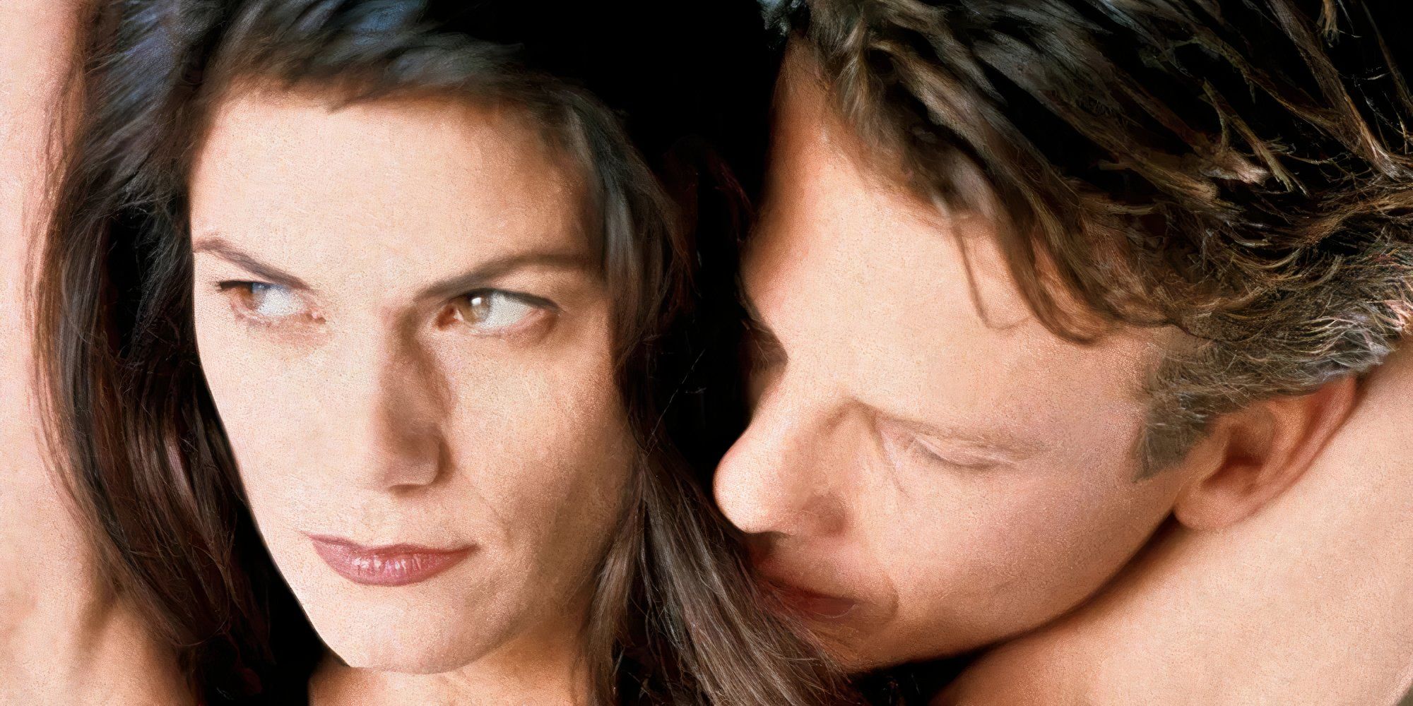 Linda Fiorentino como Bridget y Peter Berg como Mike en un primer plano de La última seducción.