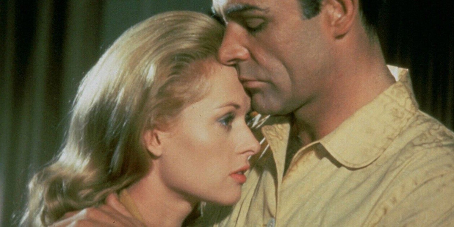 Sean Connery as Mark resting his head on Tippi Hedren as Marnie&rsquo;s forehead in &lsquo;Marnie&rsquo;
