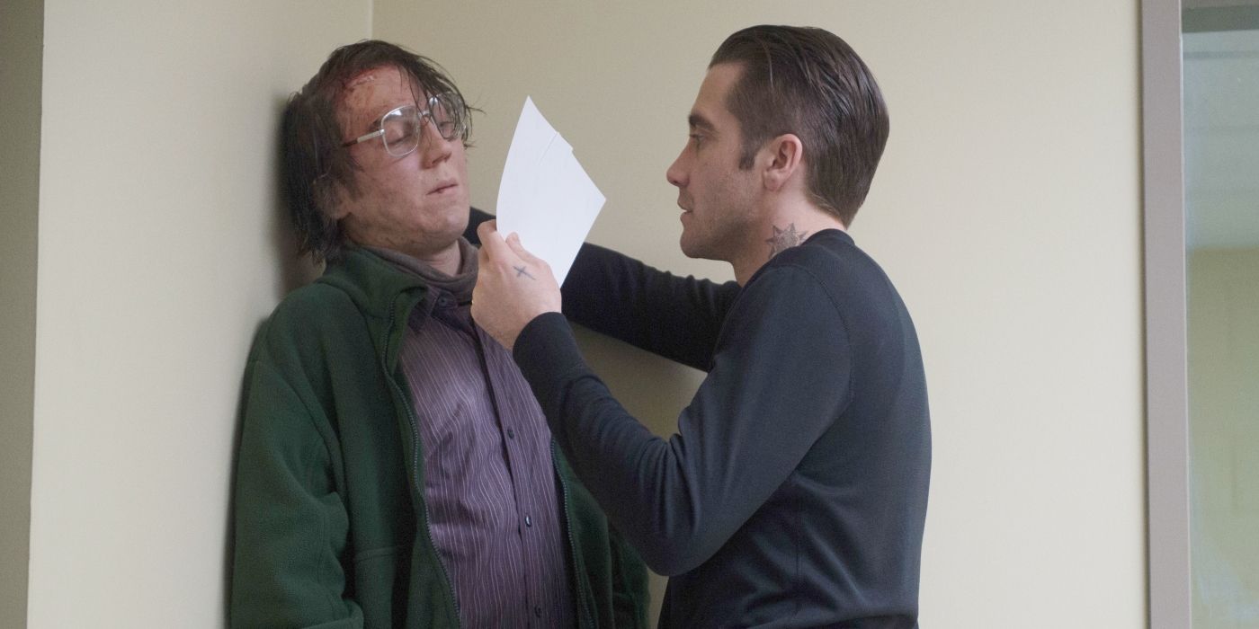 Jake Gyllenhaal's Loki intensely interrogates Paul Dano's Alex in Prisoners