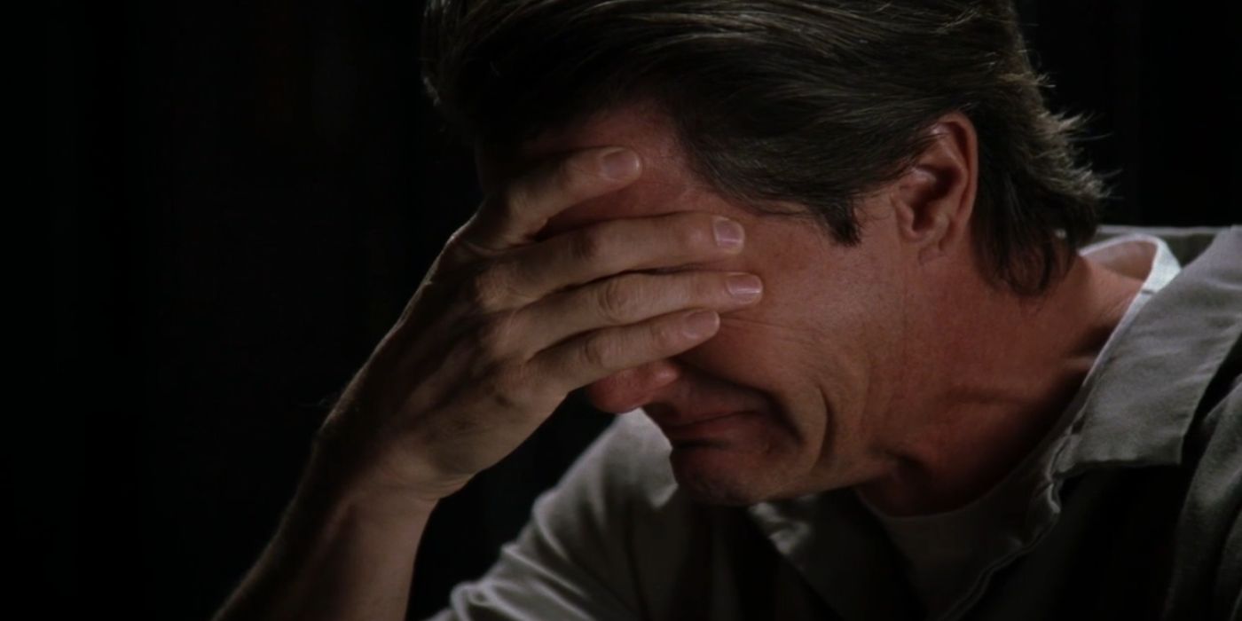 Kyle MacLachlan as Dr. Morton in SVU crying. 