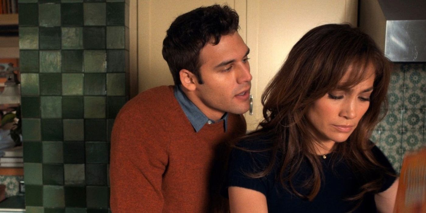 Ryan Guzman as Noah Sandborn and Jennifer Lopez as Claire Peterson in The Box Next Door