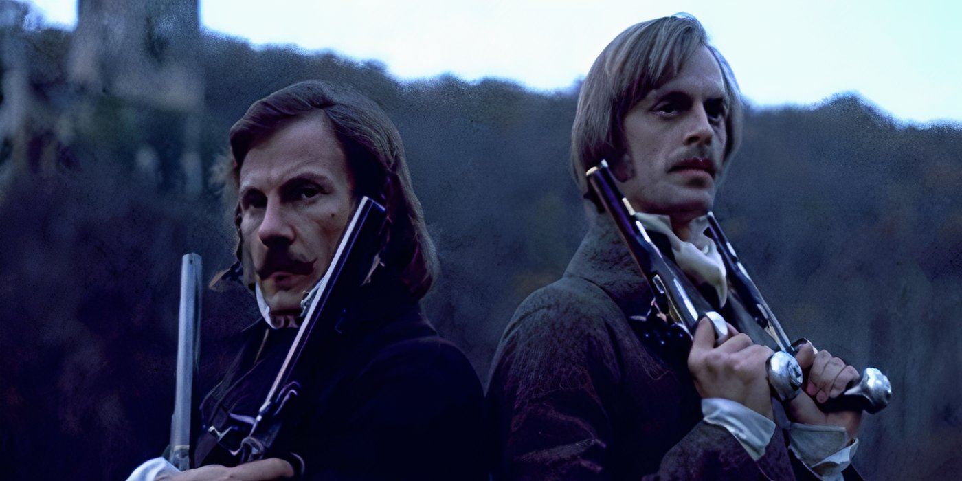 Two men back-to-back holding pistols in &lsquo;The Duellists&rsquo;