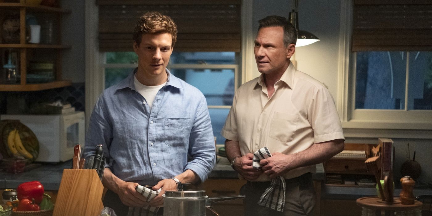 Patrick Gibson and Christian Slater wash dishes in Dexter: Original Sin 