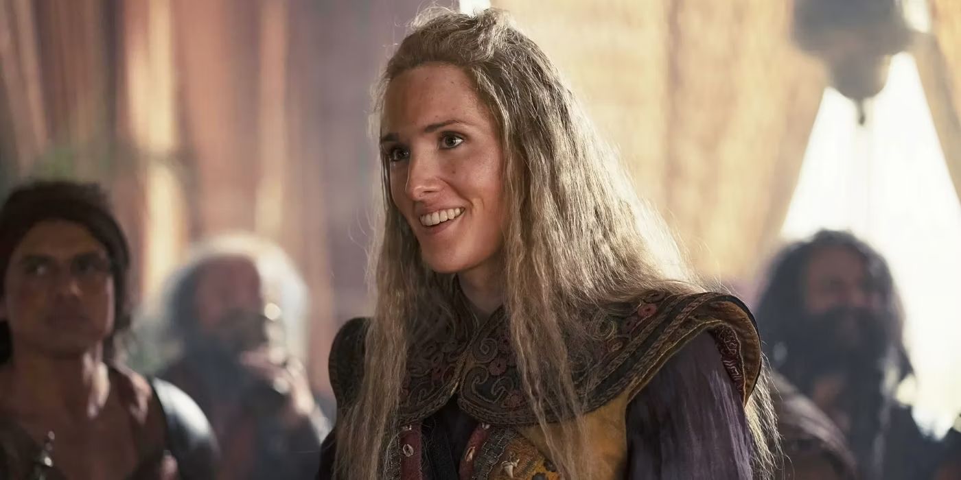 Abigail Thorn smiling as Admiral Sharako Lohar in 'House of the Dragon's Season 2 finale. 