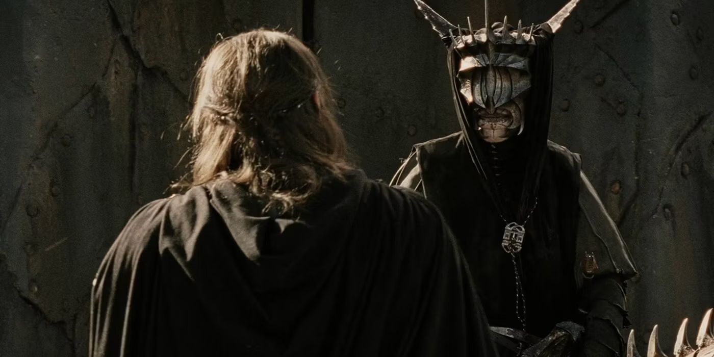 Aragorn (Viggo Mortensen) facing the Mouth of Sauron (Bruce Spense) in The Lord of the Rings: The Return of the King