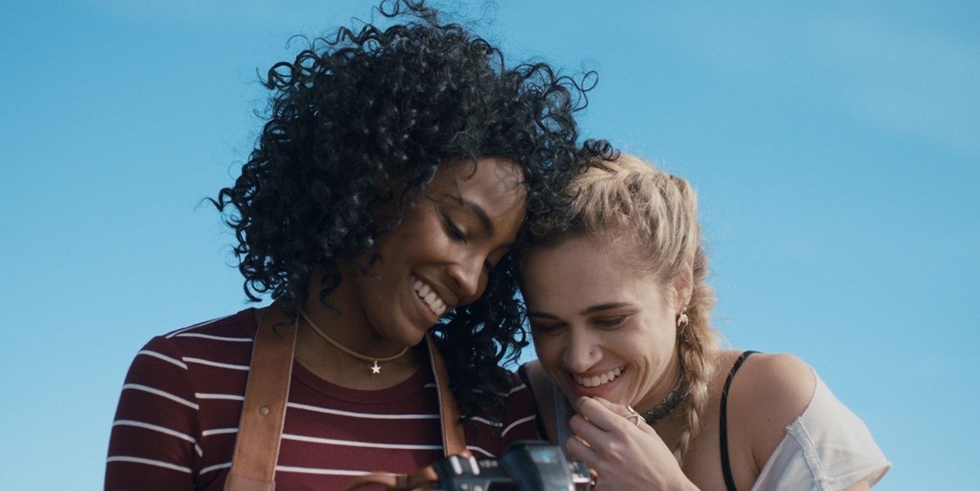 Ashleigh Morghan as Zoe and Bevin Bru as Camille smiling at a camera in Head Count (2018)