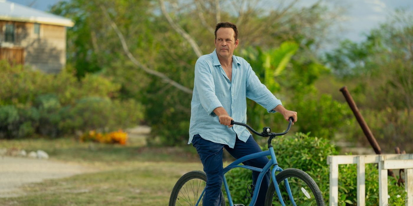 Vince Vaughn as Andrew Yancy, riding a bike in Bad Monkey.