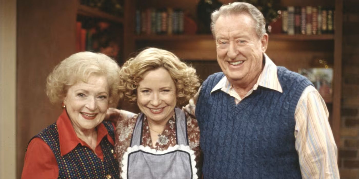 Betty White, Debra Jo Rupp, and Tom Poston posing for a picture in 'That '70s Show'