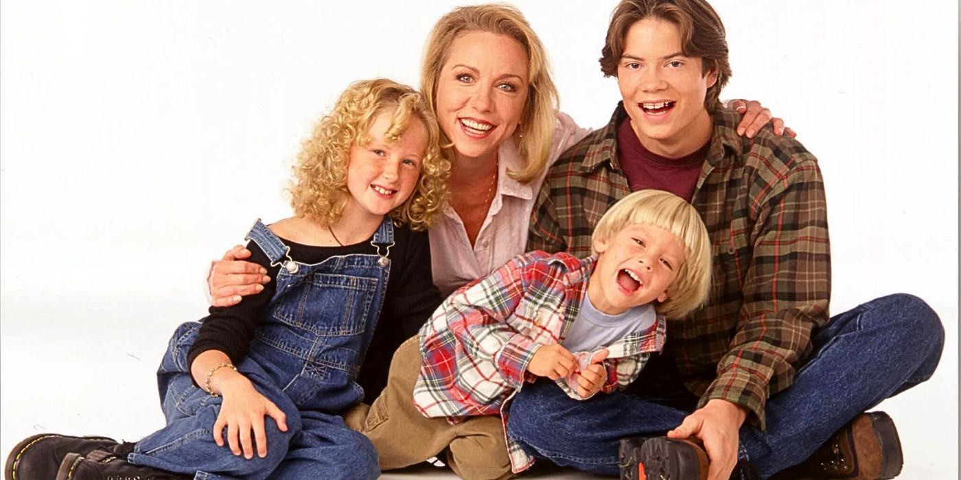 Still image of Brett Butler and her TV children from the 90s sitcom Grace Under Fire