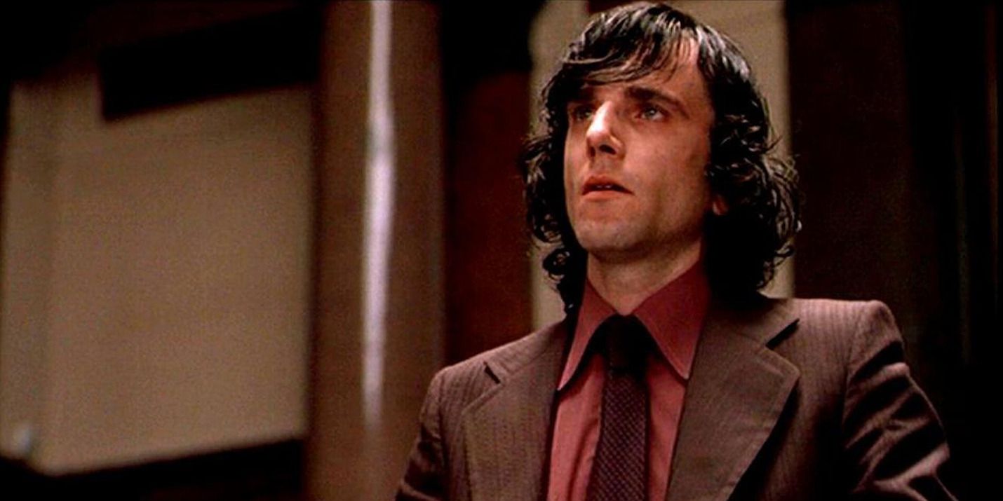 Gerry Conlon in a suit in 'In the Name of the Father'