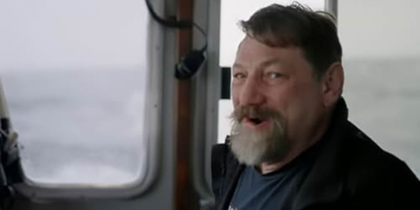 Johnathan Hillstrand smiles on 'Deadliest Catch.'