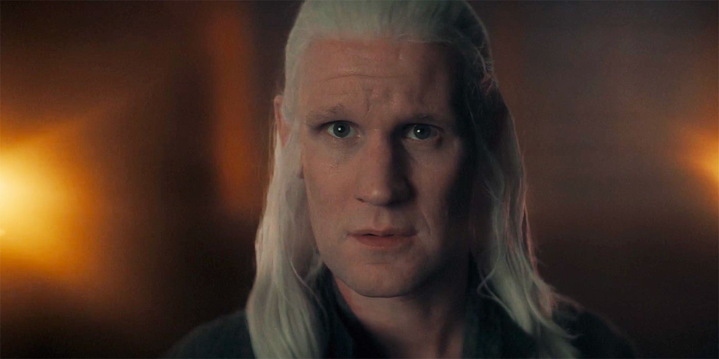 Matt Smith interpreta a Damon Targaryen, quien en una visión ve a Rhaenyra sentada en un trono con dos luces a su lado.  La Casa del Dragón Temporada 2 Episodio 8