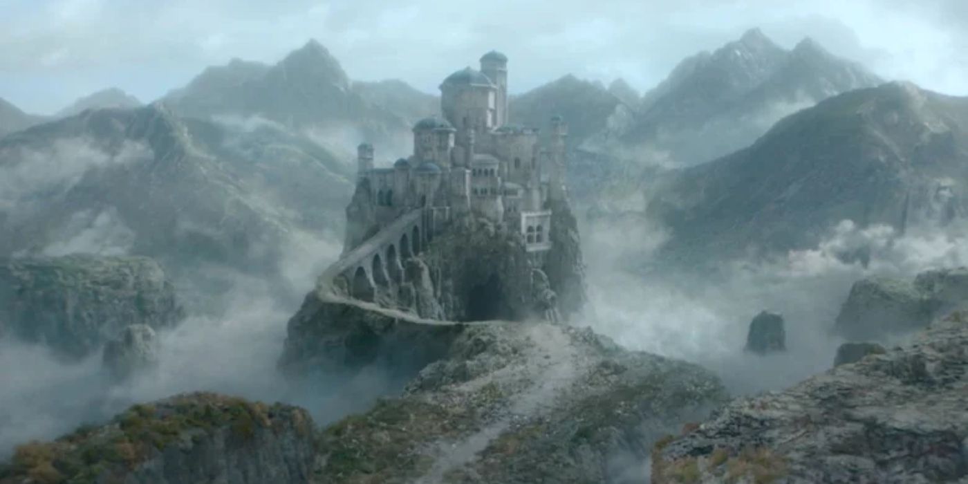 El castillo de Takasu en el valle de Arryn aparece en la temporada 2 de House of the Dragon