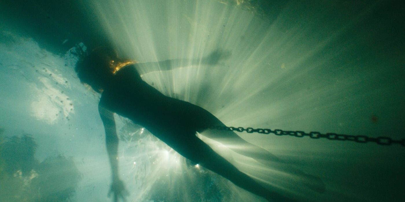 Julianne Nicholson as Doctora held captive in Monos