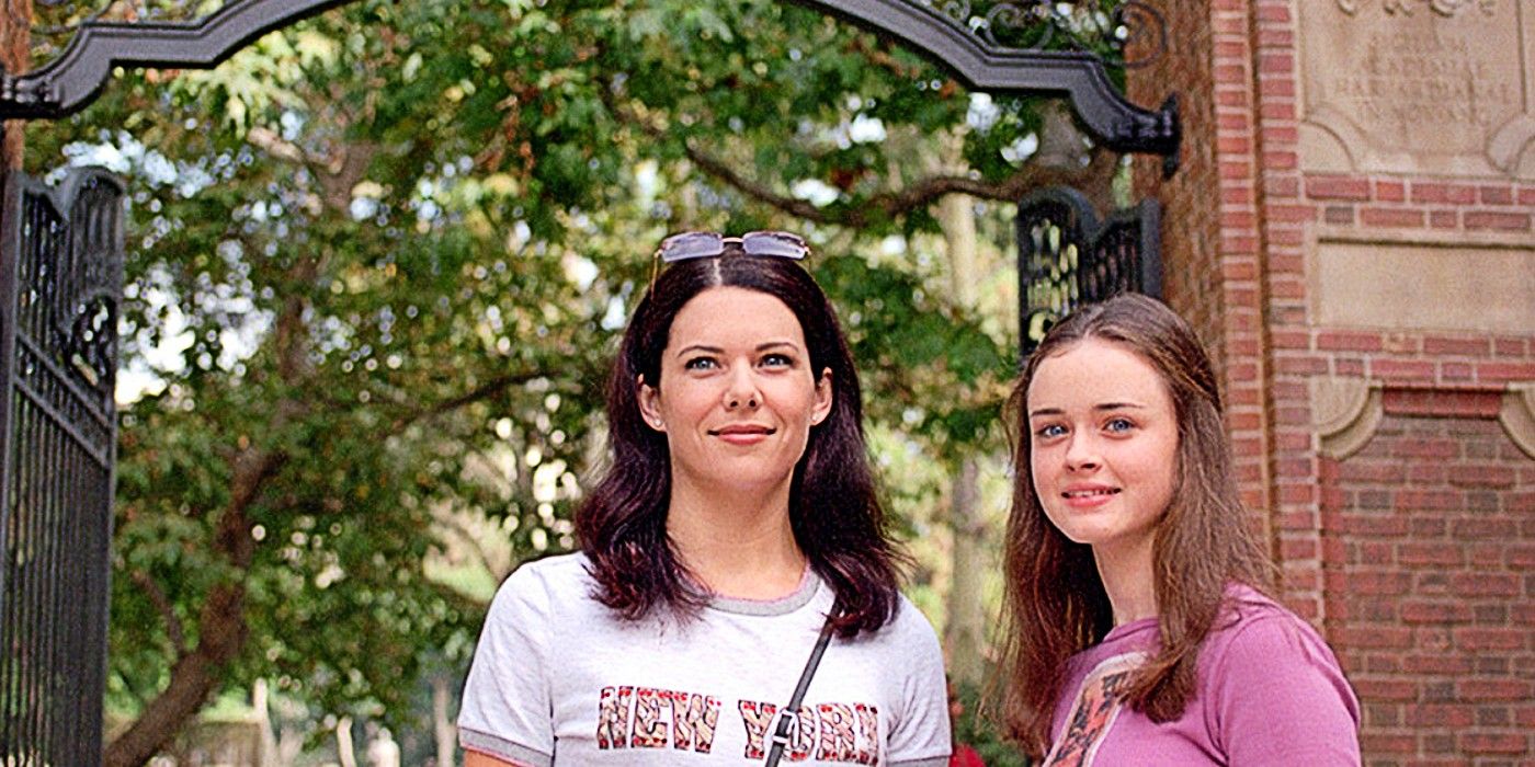 Lorelai y Rory Gilmore afuera de Harvard Gilmore Girls