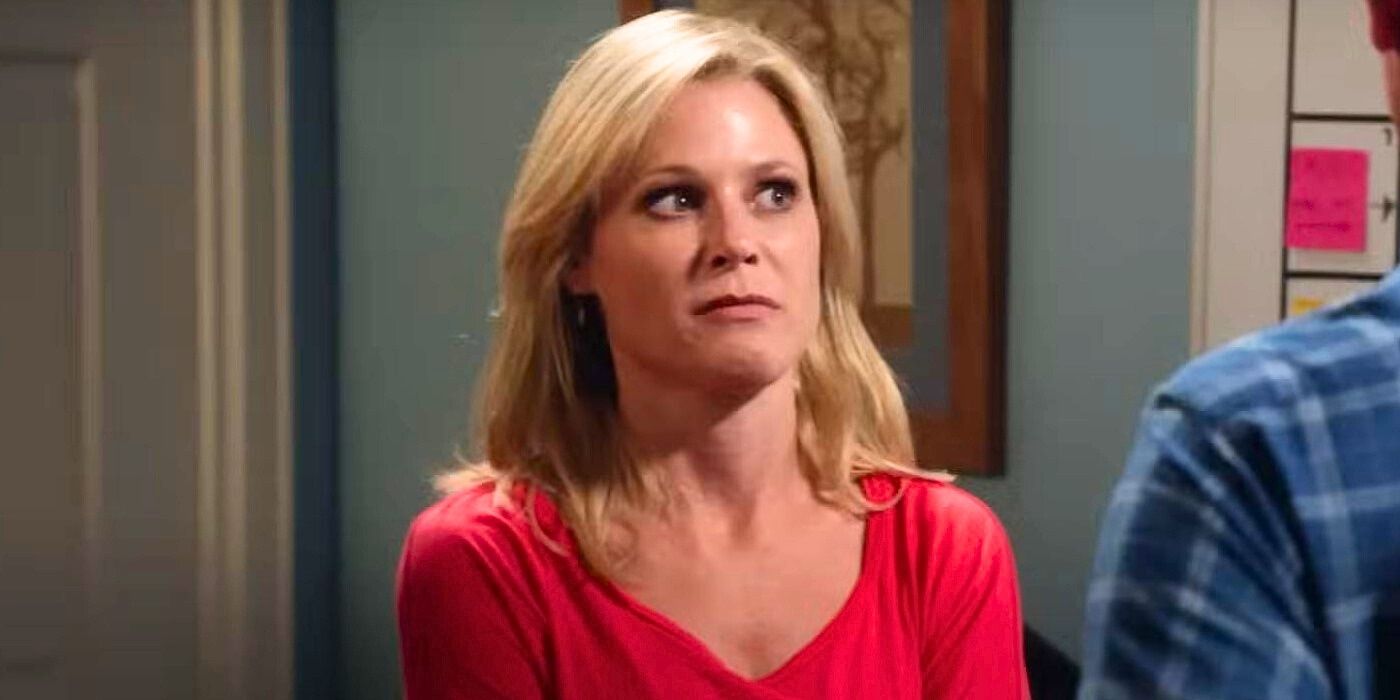 Claire, portrayed by Julie Bowen, looks uncertain in Modern Family