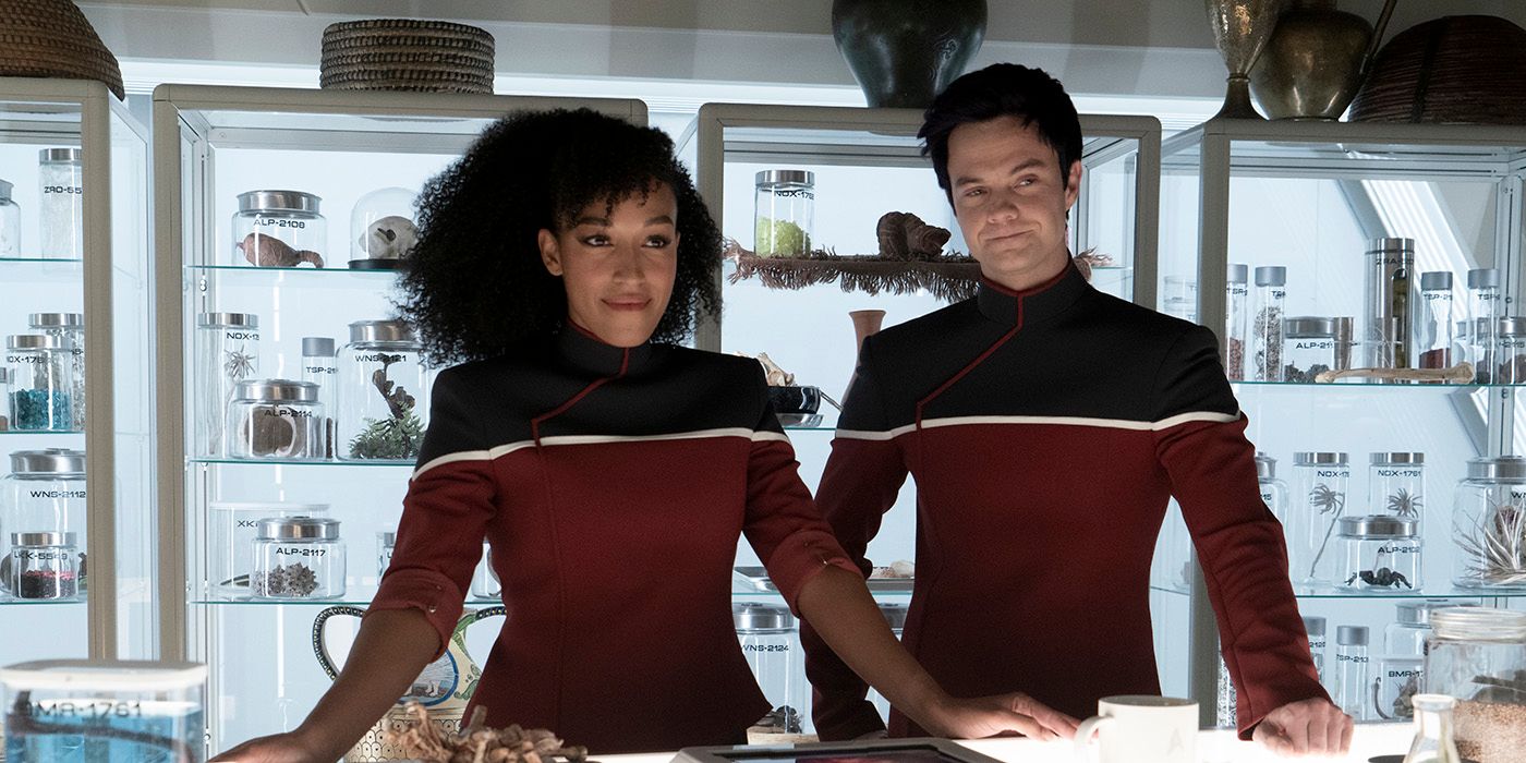 Tawny Newsome and Jack Quaid in star trek uniforms in the Strange New Worlds x Lower Decks crossover