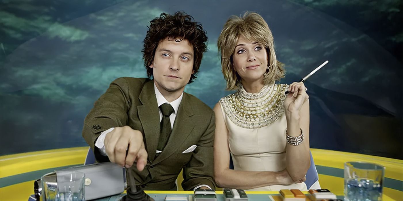 Tobey Maguire and Kristen Wiig in The Spoils of Babylon