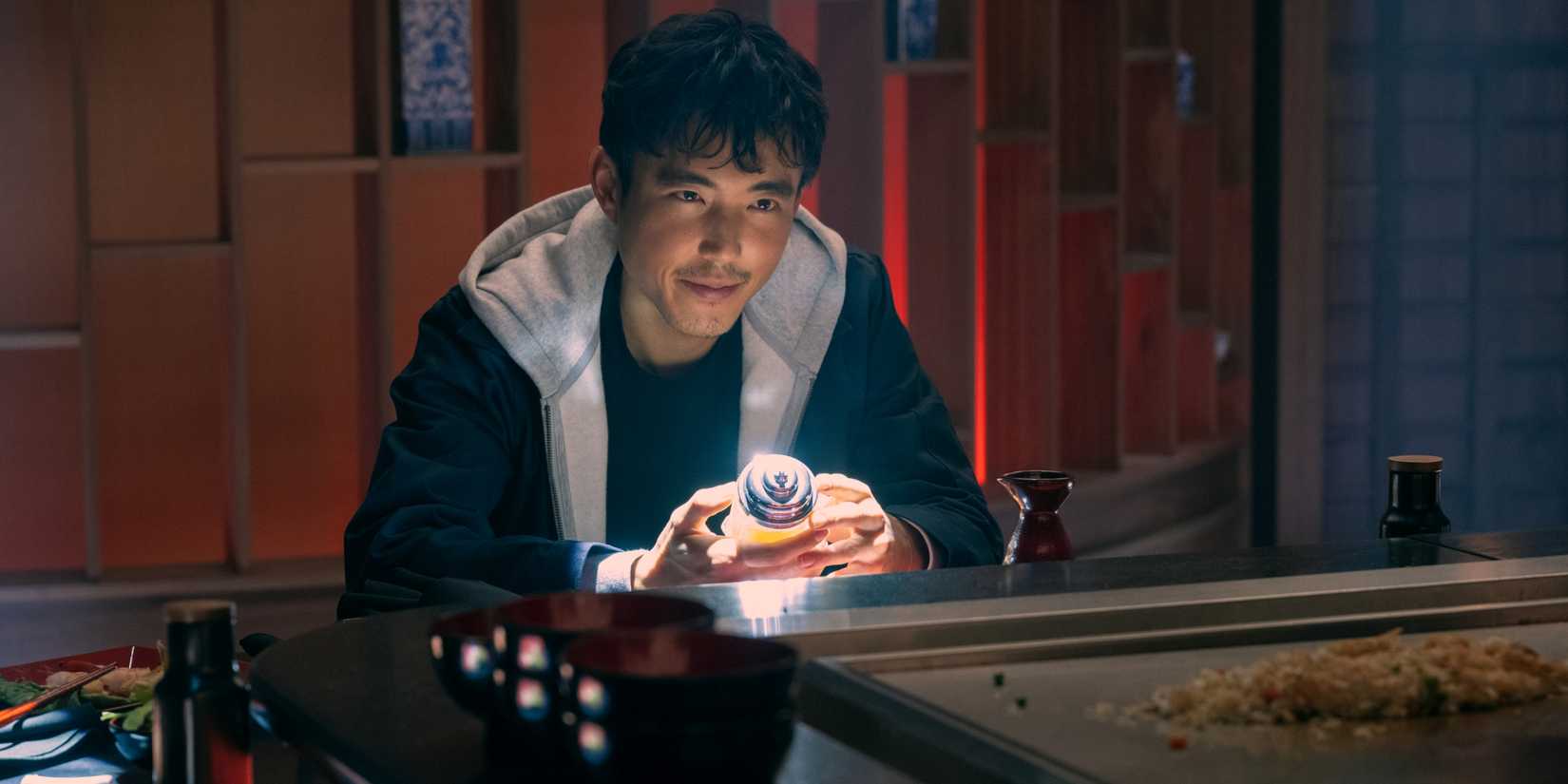 David Castañeda & Justin H. Min on the Divisive 'Umbrella Academy' Finale