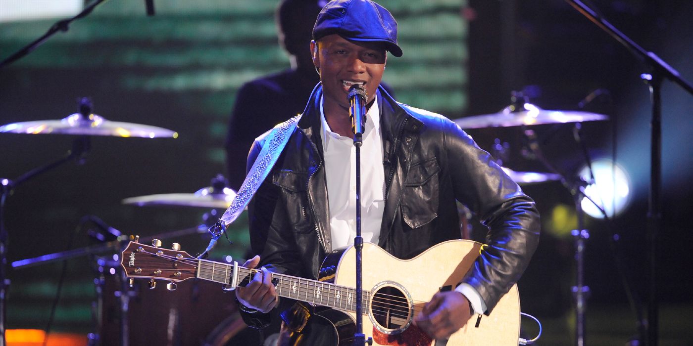 Javier Colon, the first winner of The Voice, performing on the competition series.