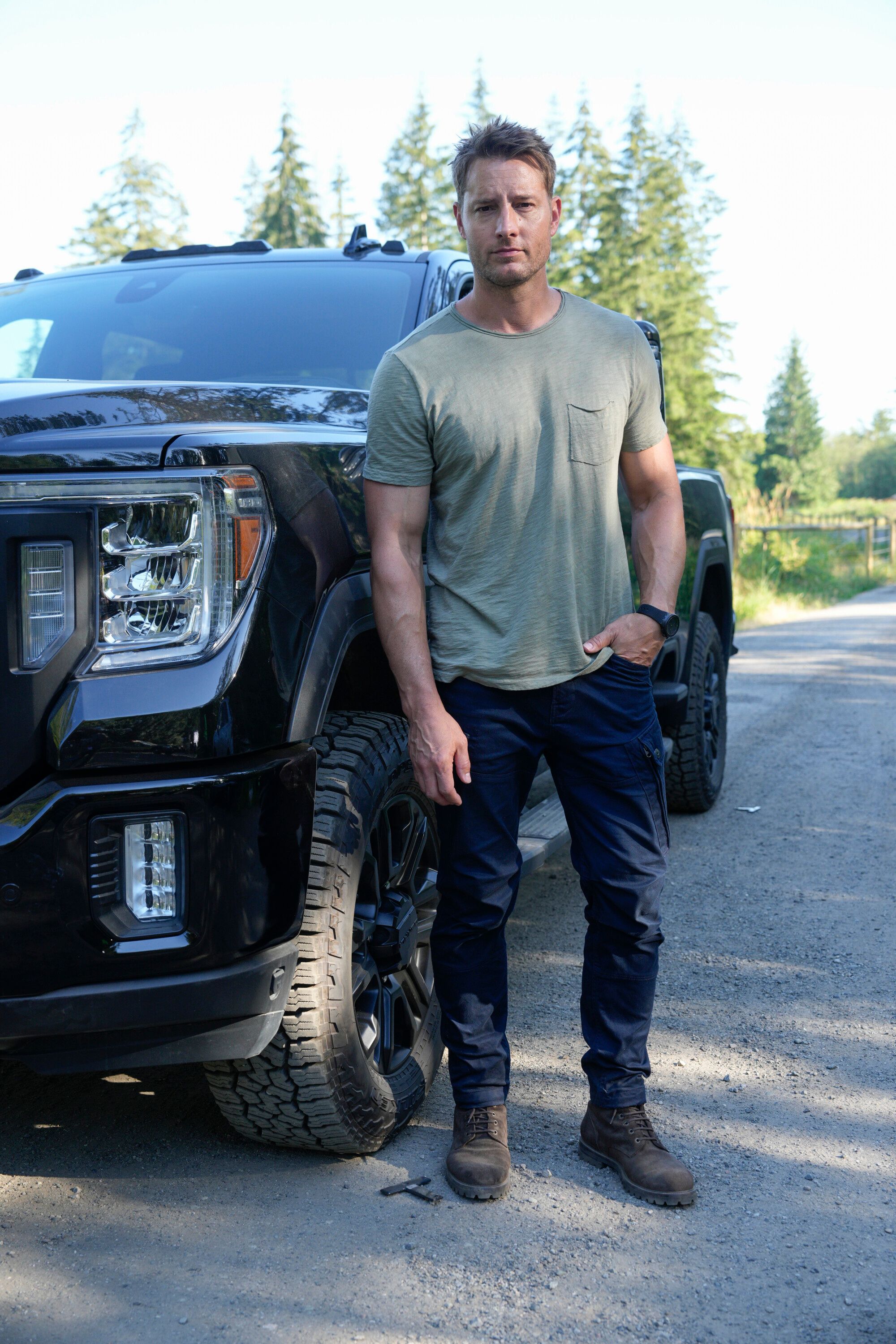 Justin Hartley in Tracker Season 2 