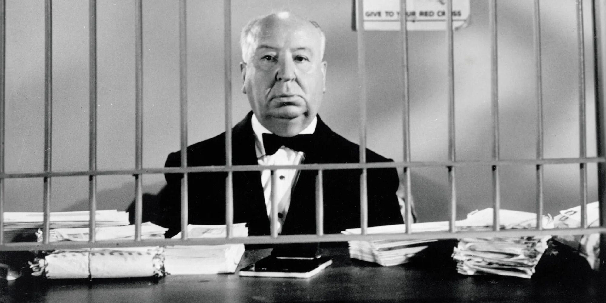 Alfred Hitchcock encarcelado en 