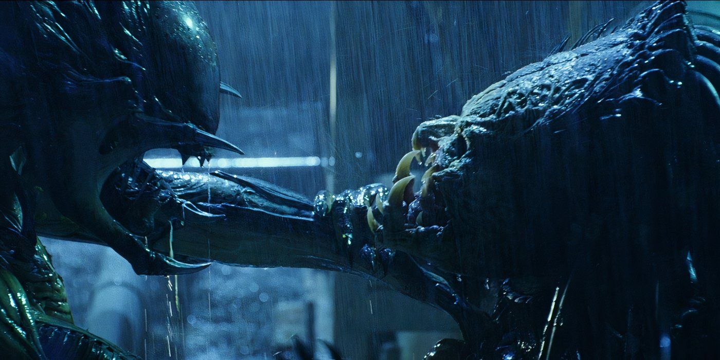 The xenomorph fighting the Predator in Alien vs Predator Requiem