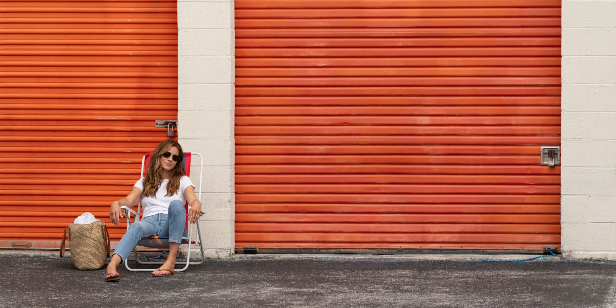 Michelle Monaghan as Bonnie waiting for arrest in Bad Monkey.